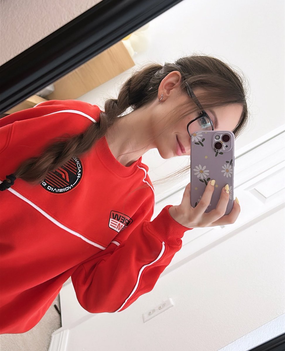 iiizwerg tweet media