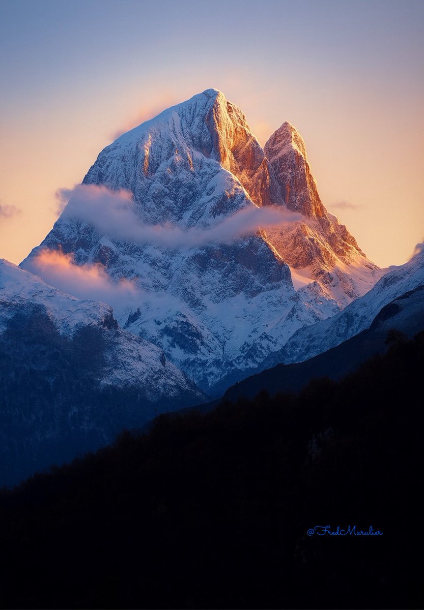 Le plus beau des sommets est Béarnais .. 
#PicduMididOssau