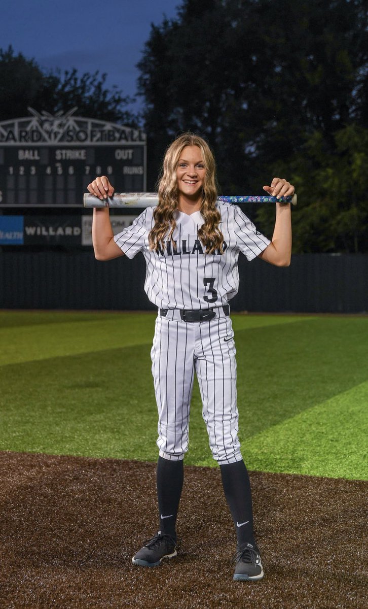 WILLARDSOFTBALL's tweet image. Happy birthday to this awesome back flipping freshman, Kinsley Shipman!!! Have a great day! ❤️❤️