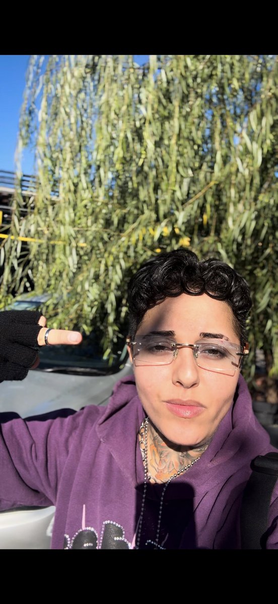 timepeacevisual's tweet image. High &amp;amp; Happy #trans #tboy 🏳️‍⚧️