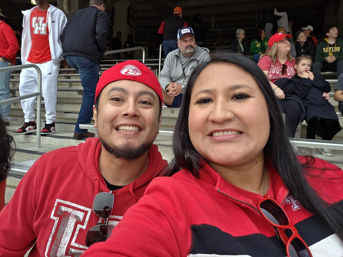 MsASanchez09's tweet image. #GoCoogs ❤️🤍🐾