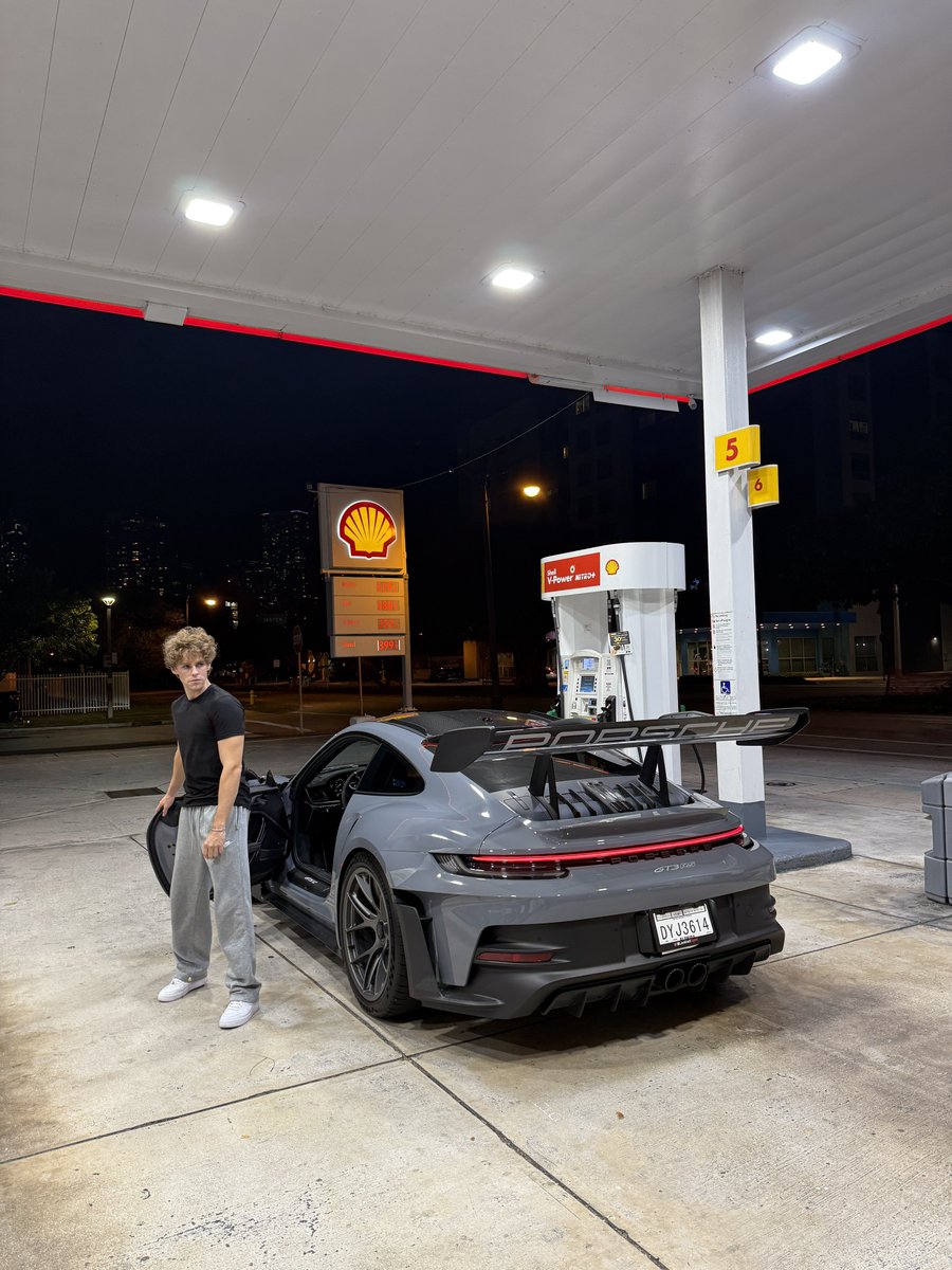 Morgan Trades tweet media