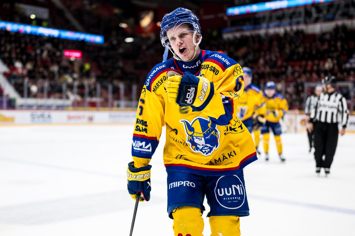 VOITTOOOO!

HIFK 2
JUKURIT 3

Jukurit kaataa HIFK:n jatkoajalla maalein 3–2! 

Jesper Piitulainen ratkoo jatkoajalla!

#Jukurit #Liiga