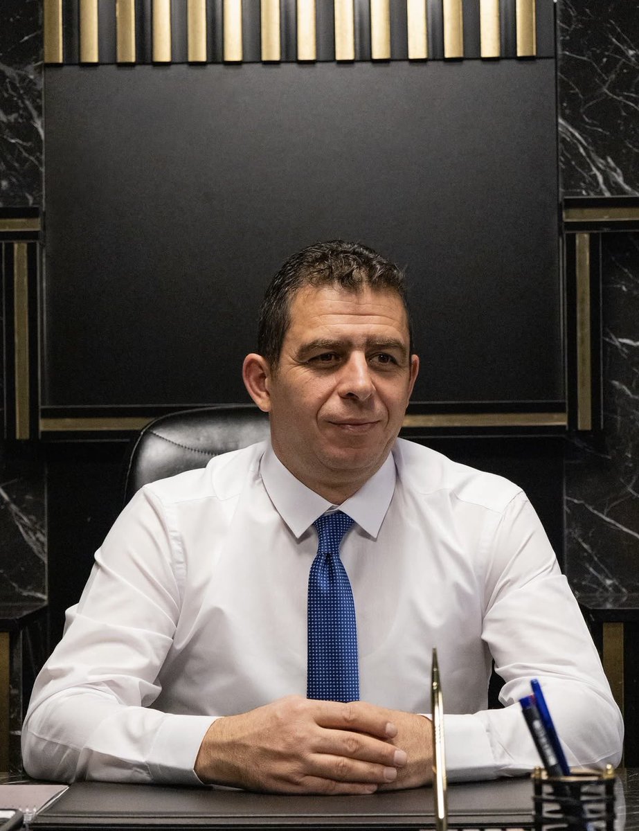 Türk Eğitim -Sen 1 nolu Şube Başkanlığına seçilen değerli kardeşim, dostum Murat Meral’i tebrik ediyor, başarılar diliyorum.