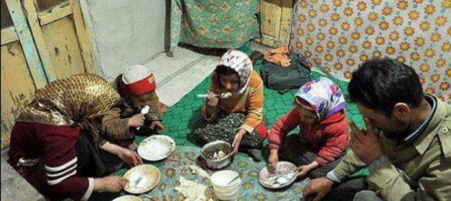 Le cercle vicieux de la pauvreté et de la maladie en Iran est le résultat direct des politiques du régime.
Le Département d’État américain : L’accès à la nourriture ne doit jamais être un luxe. 
Hausse de 64 % des prix alimentaires , des millions de familles privées de viande,