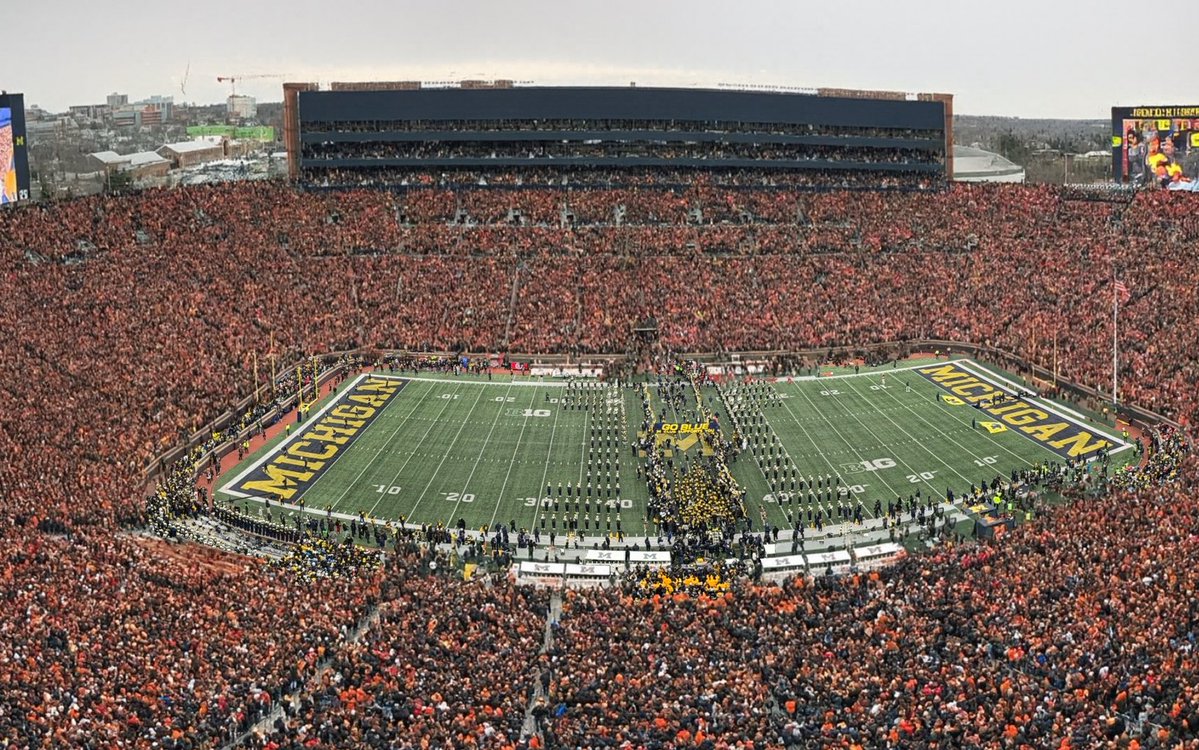 REFLOG18's tweet image. Buckeye Nation definitely showed up today