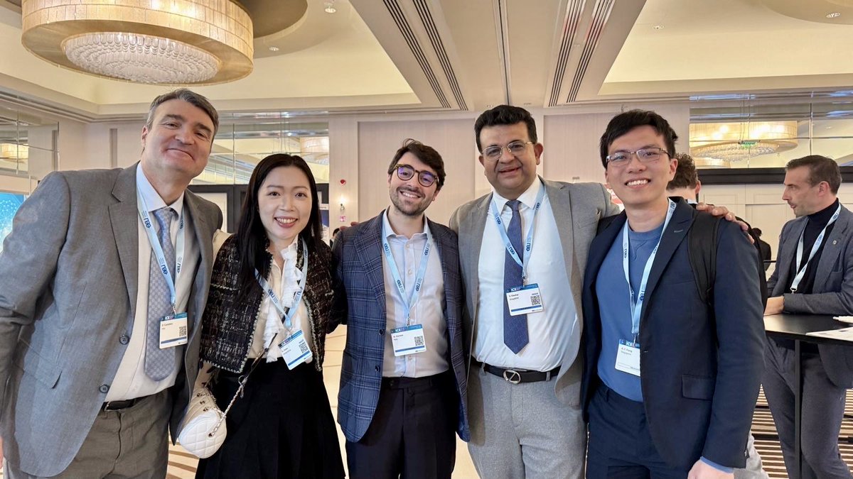 A_Cormio's tweet photo. What an amazing Endourology family!
Proud to have presented our head-to-head comparison between suction Mini-PCNL and FANS at #ICE25 in Rome.
Really grateful for the support of friends from all over the world 🌍 and for all the new connections made. https://t.co/YYI6IE4Ine