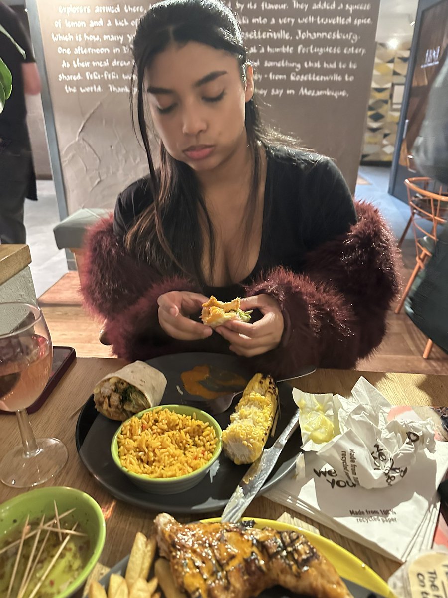 JoeBK's tweet photo. @NandosUK she thought she didn’t like Nando’s, she loves it now! I’ve converted her! The peri Mac wrap and humous with peri drizzle has gone down a storm! https://t.co/AHFo3ffNWp