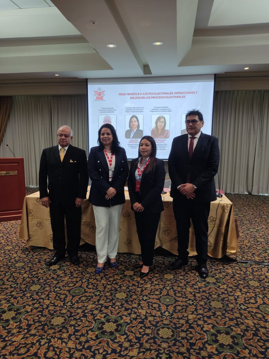 ArturoCabreraP's tweet photo. @JNE_Peru #Justicia #Inteligencia_Artificial
En el foro sobre Ilícitos Electorales en tiempos de Inteligencia Electoral los ponentes Yessica Clavijo, Lidia Flores y Arturo Cabrera Peñaherrera señalaron los riesgos, marco jurídico indispensable y cooperación internacional. https://t.co/32I9rhPZJB