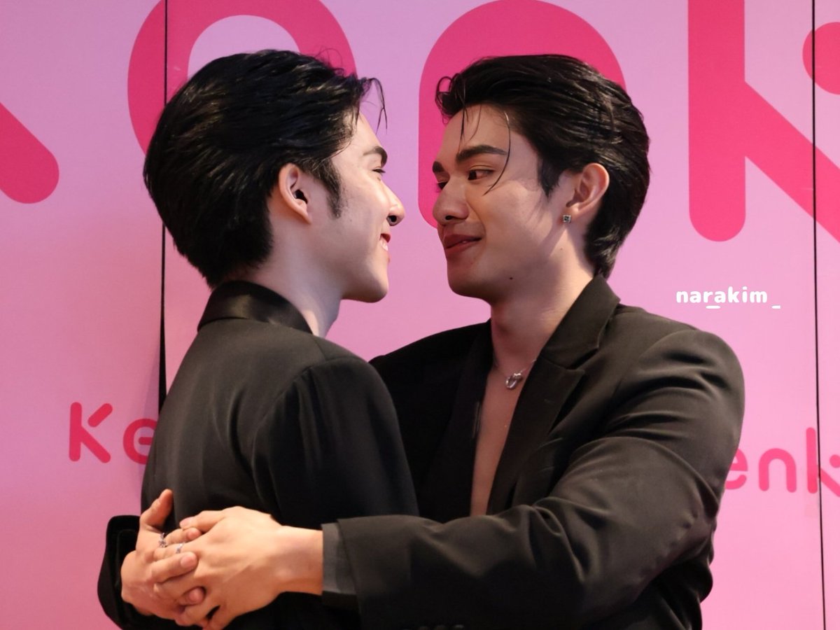 YmTaekook76898's tweet image. Have I gotten over this? No, unfortunately 😭✨

#netsiraphop #NETJJ #jj_rcp