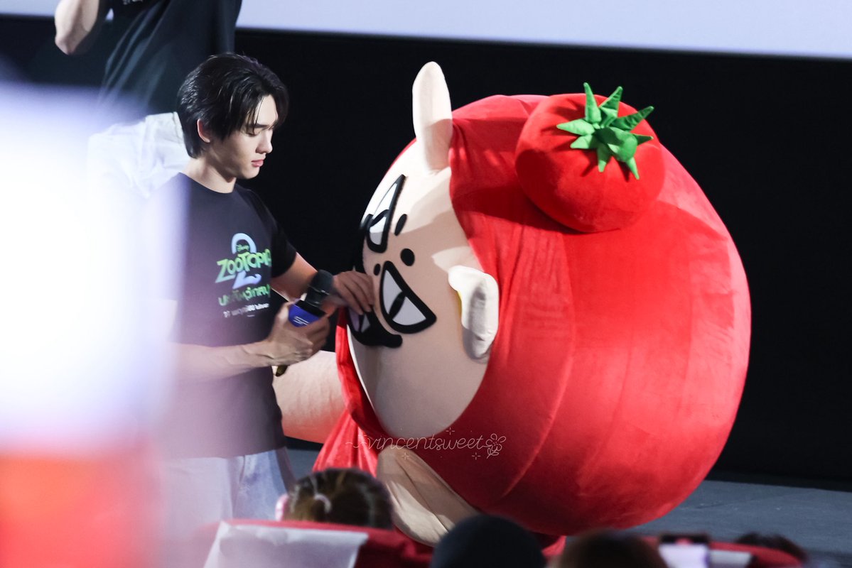 ap_trtt's tweet image. ถ้านี่ไม่ใช่คนที่โอ๋ลูกมากที่สุดดดดดดดด
เดี๋ยวอ้อนเดี๋ยวกอด เดี๋ยวโอ๋

ใครรักลูกกกกกมากสุดดดดด

FBT X ZOOTOPIA2
#SFxForceBookTomafox 
#kasibook #TOMAFOX