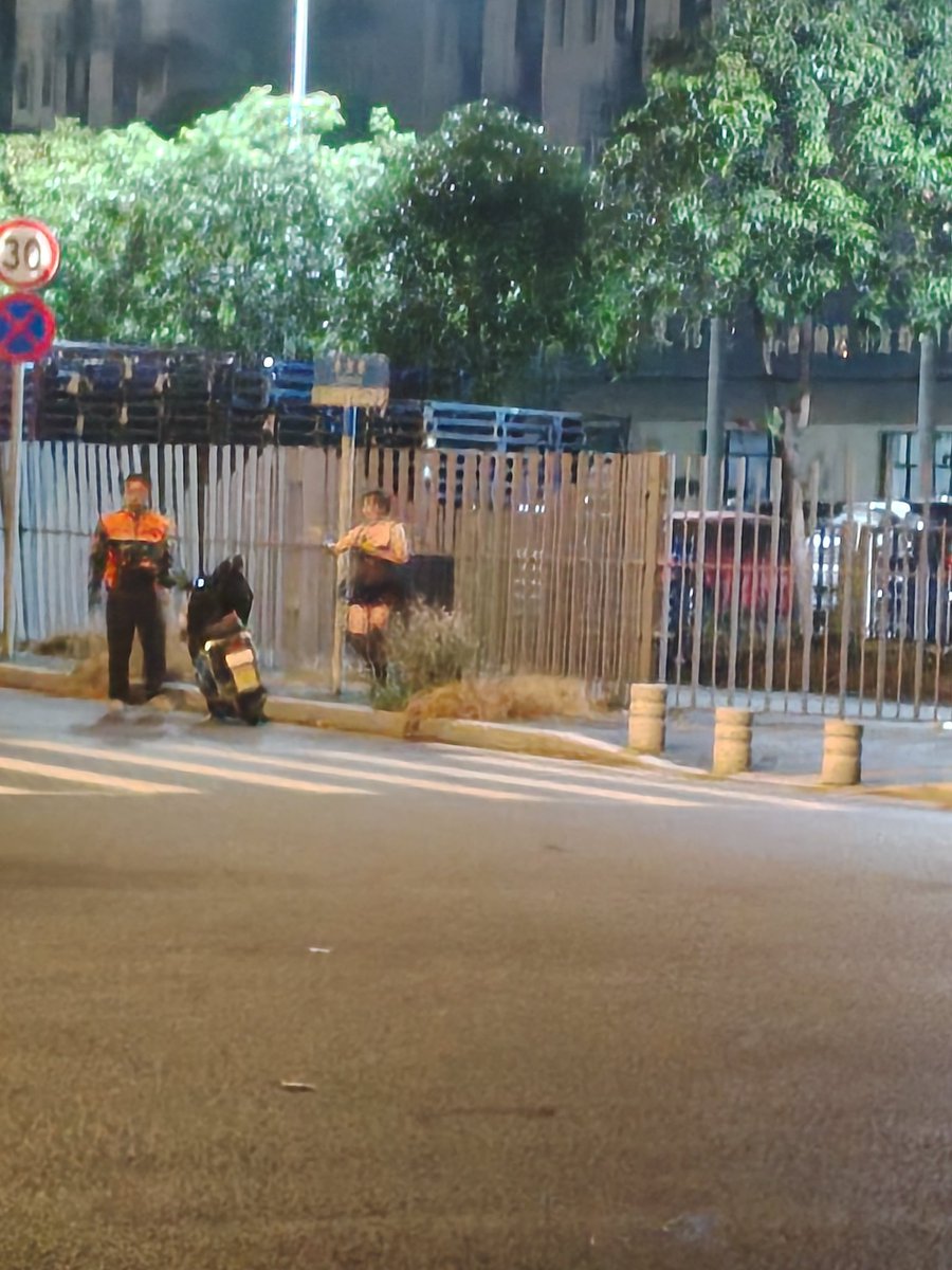 FShentai夫妇 tweet media