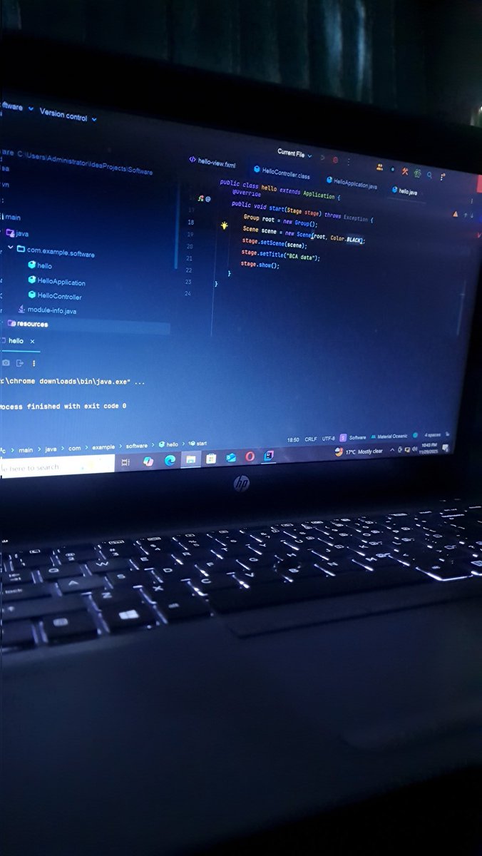 TECHY_FAIZY's tweet image. Day 10 of #100daysofcode
Very haptic day and too much thaka hua hu still managed to code for consistency 📈📈 
Learned more about #javafx
Scene , Stage etc 🦥 Good night tata ✨📈