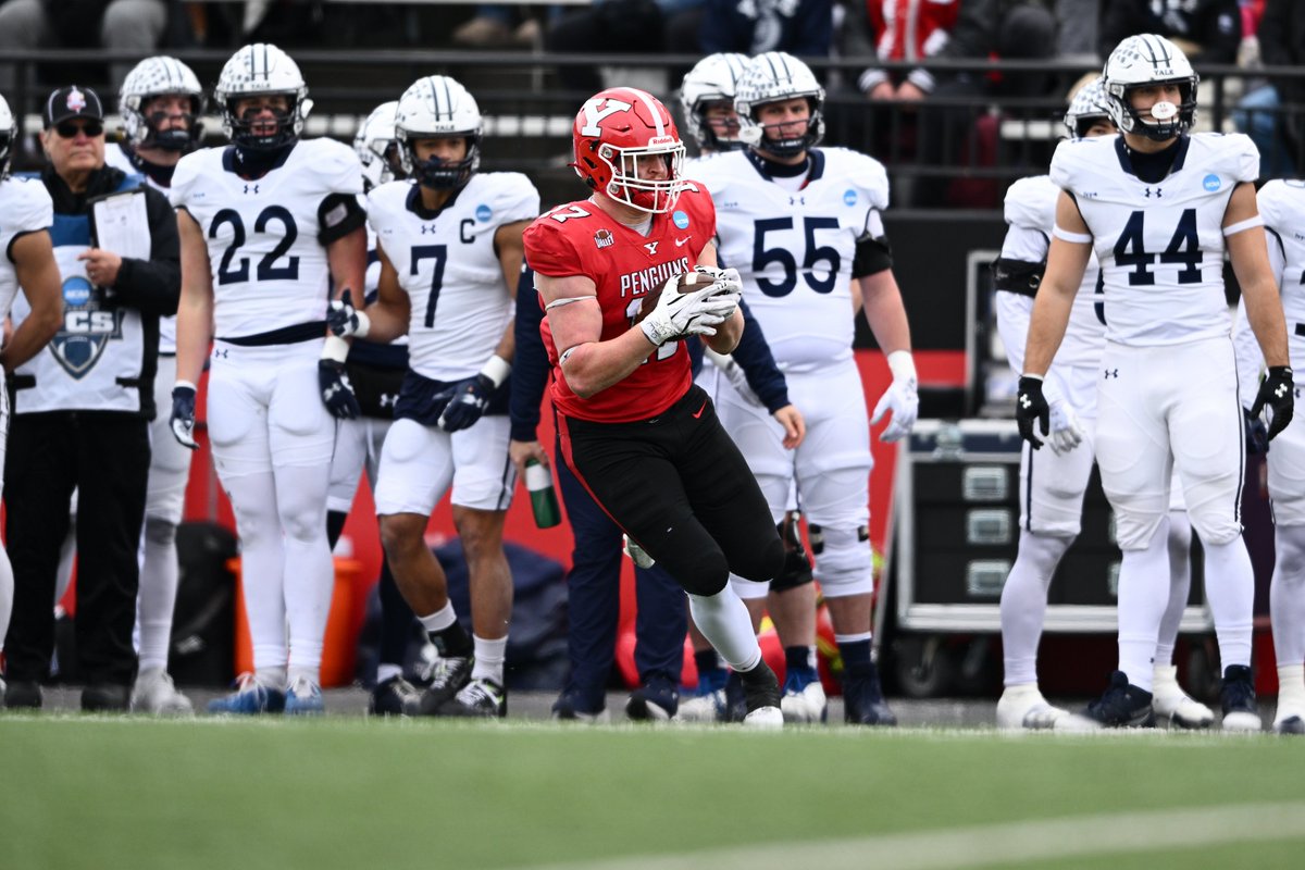 ysufootball's tweet photo. 🚨 Red zone alert 🚨

#GoGuins https://t.co/J3JWS1I0r8