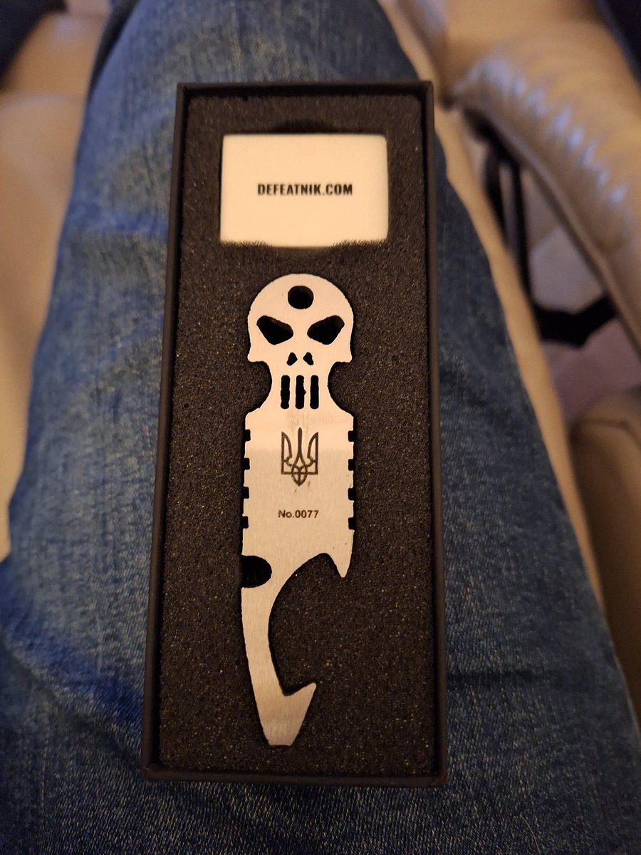 GogRaffles24735's tweet photo. @Defeatnik @IronManRecords I ordered and received my bottle opener back in October.  Today is my birthday and I used the opener for the first time.   It will be a treasured item. https://t.co/eRE8IU1E4H