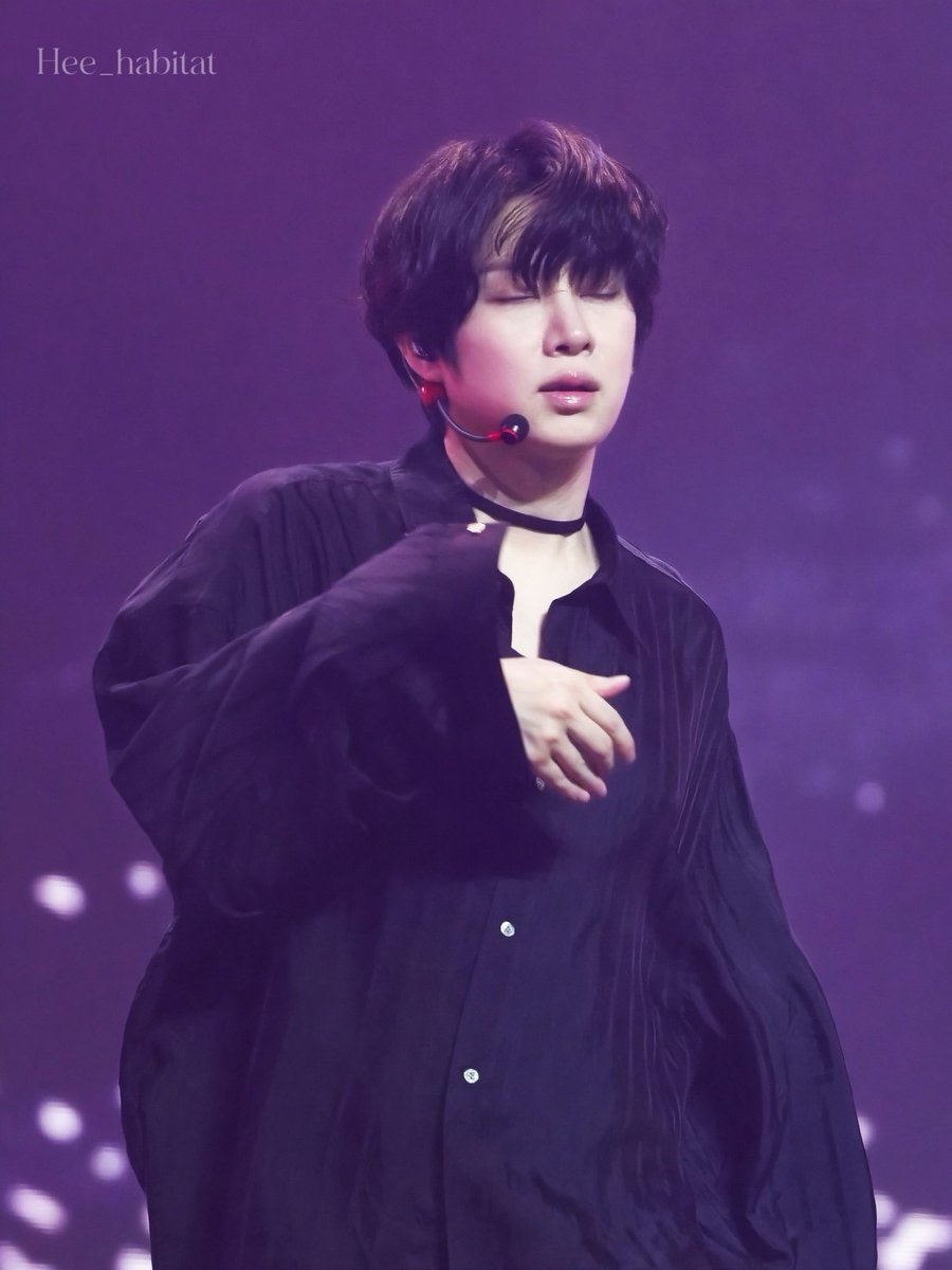 20251129 SUPER SHOW 10

💚👻💜

#희철 #김희철 #슈퍼주니어 #heechul #kimheechul #superjunior #우주대스타 #supershow10 #슈퍼쇼10