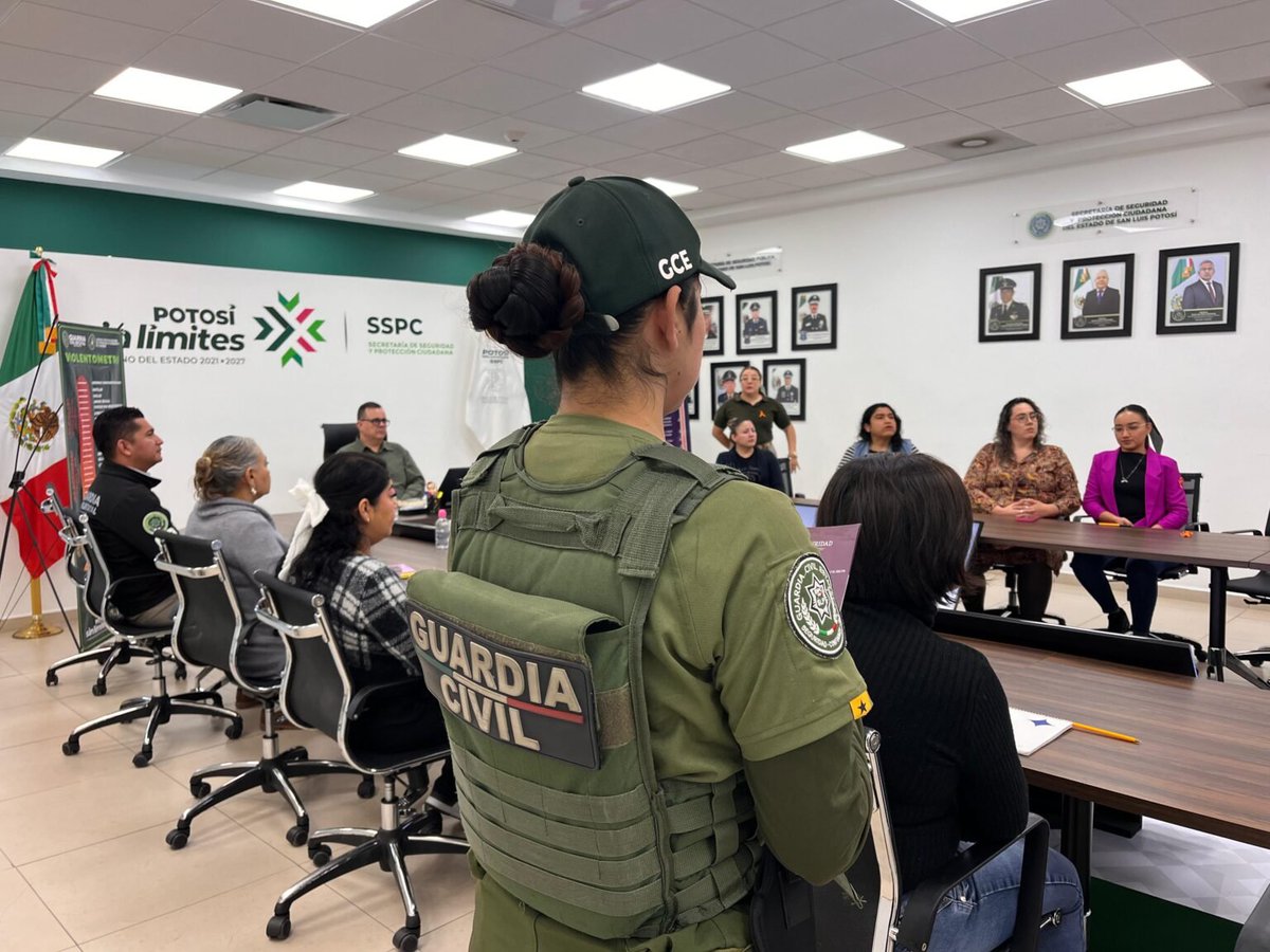 Palestra_SLP's tweet image. #SLP 

Desarrolla SSPC plática para protección de las mujeres en el marco del 25N.

Información: tinyurl.com/yeu4ahmc