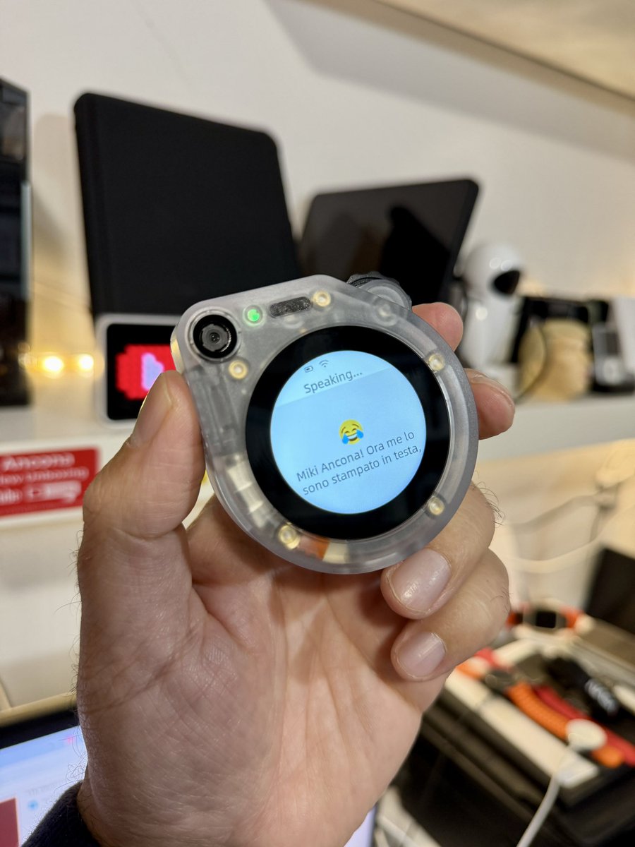 MikyAncona's tweet image. Questo non è un semplice gadget: il SenseCAP Watcher è un assistente AI con visione e ascolto intelligenti, capace di reagire e capire ciò che accade.
#AI #SenseCAPWatcher #SeeedStudio #SmartAI #EdgeComputing #SmartHomeTech #MikyAncona #NextGenTech
@seeedstudio