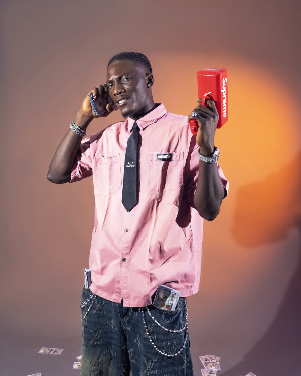 ASTALAVI 05:12
New Music Out Next Friday 🎶

#Astalavi #Hayzed 

📸 @zavi_30x