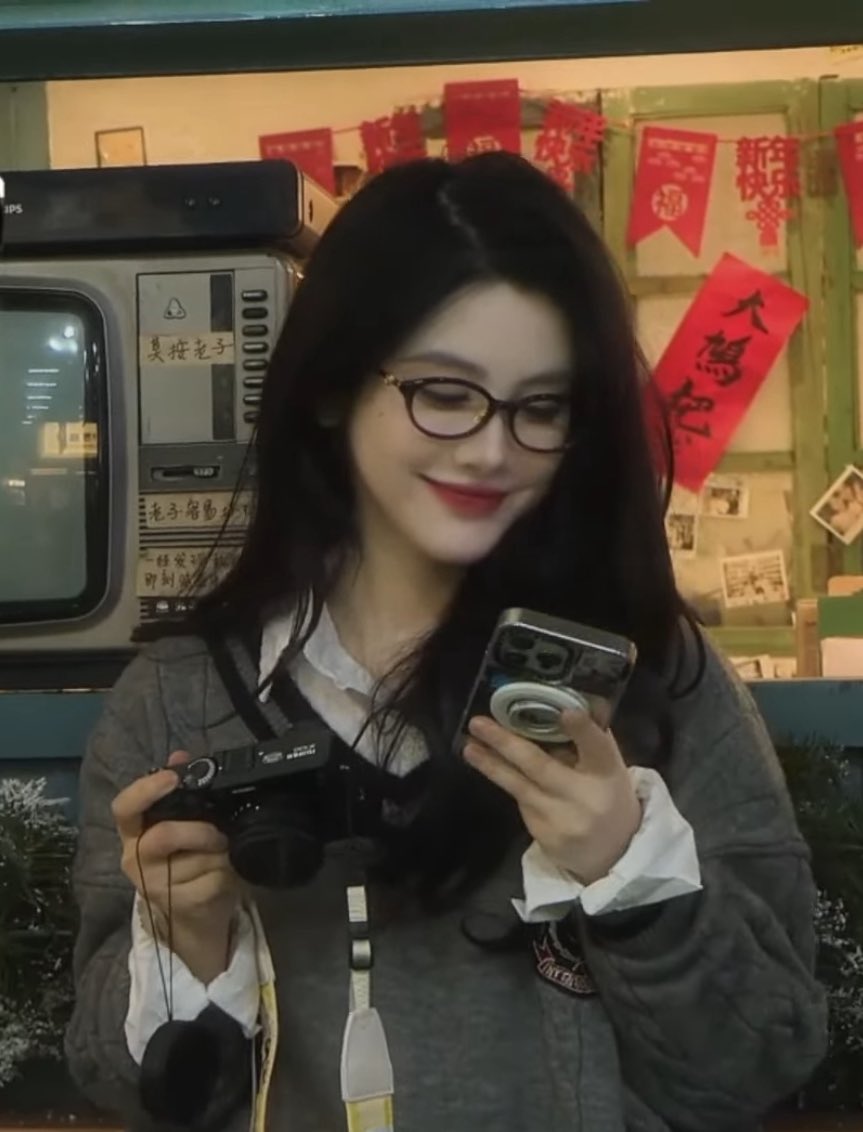 ta7uIvG6yv2338's tweet image. 感謝
#lqq #刘倩倩