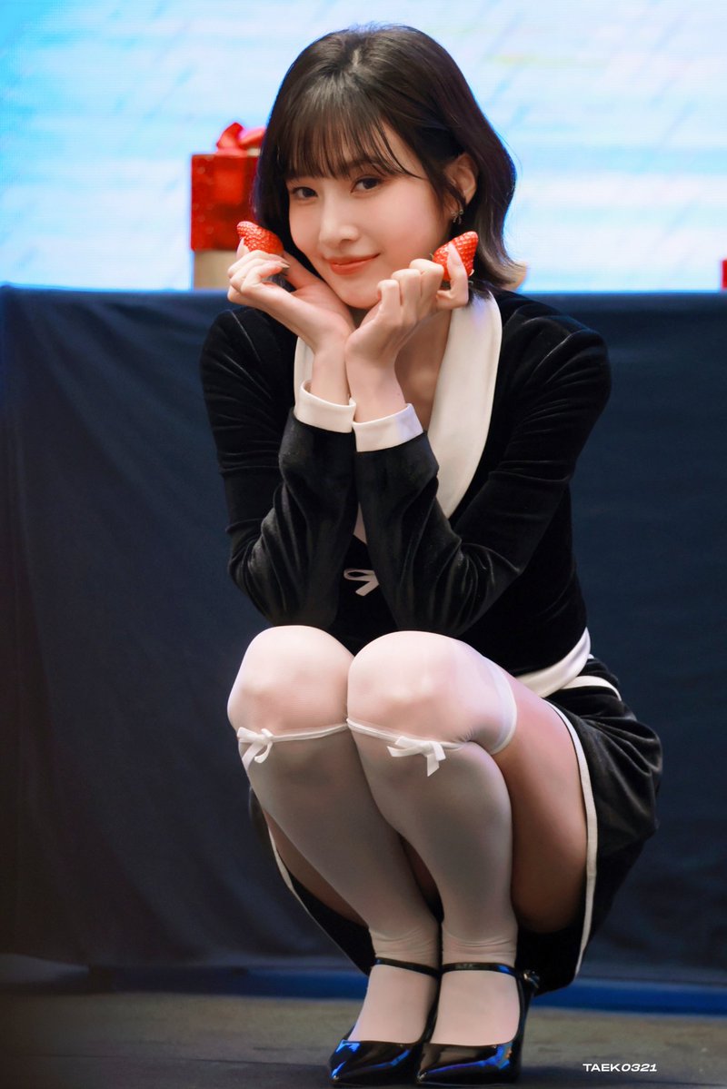 trailingfate's tweet image. Have a great weekend friends 🍓🍓