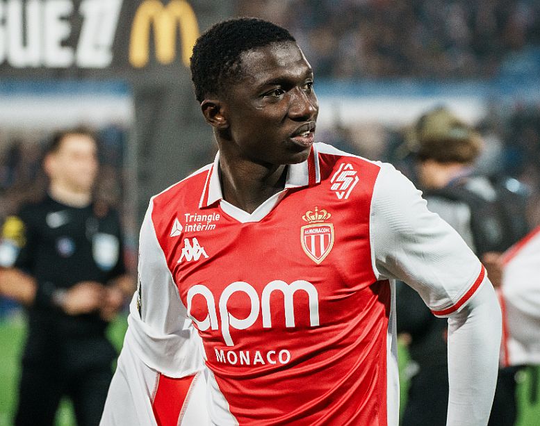 Lamine Camara recorded the most interceptions (4) and duels won (8) in Monaco vs PSG.

A superb performance against one of the best midfields in World football.

The 21-year-old Senegalese international is such a fantastic box-to-box midfielder! 🇸🇳💎