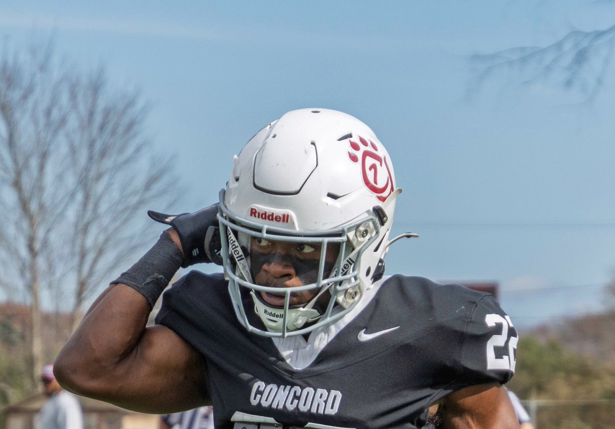 864IZ's tweet photo. 🚨Transfer Portal RB 🚨
Still available ✅
2.9 Gpa
5’9 190
4.2 40 ✅
Physical✅
Legit Speed✅
Playmaker✅
Character ✅
Film pinned on my profile🚨 https://t.co/Es3TsPwqOF