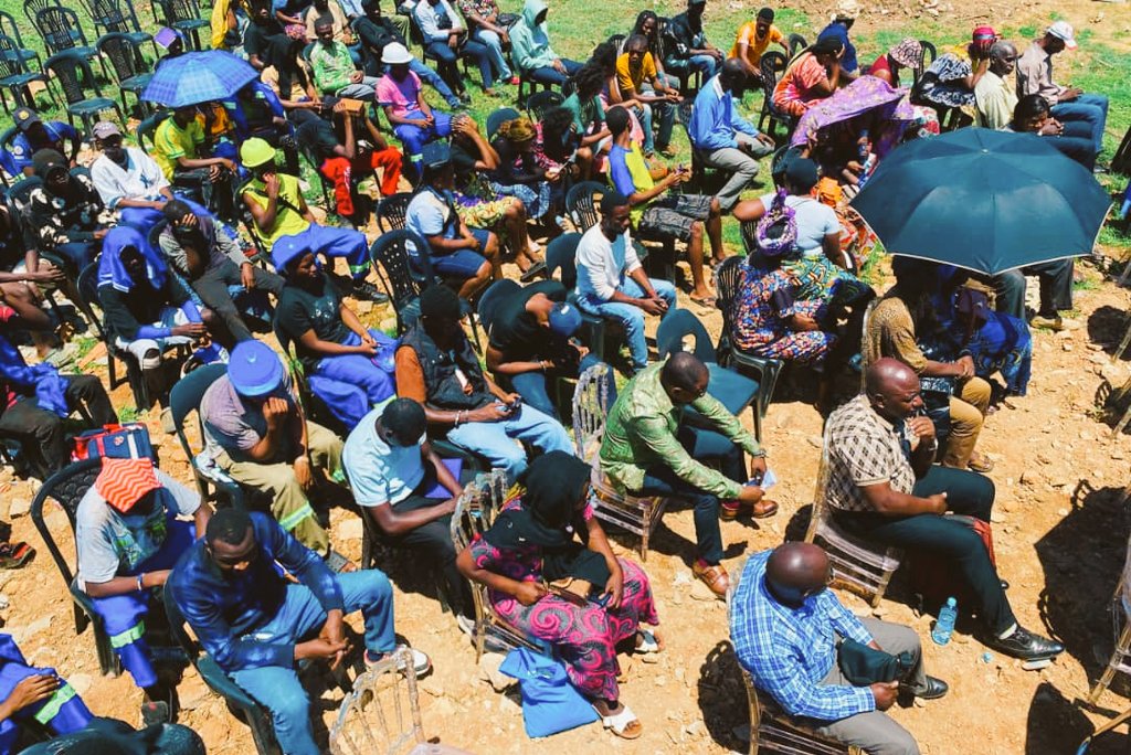 begu_marco's tweet image. 🚨🚨
#MCA
#HK
#Lubumbashi 
Au grand cœur et dévouement de la DÉLÉGATION Haut-Katanga du MCA , une adhésion massive s&apos;est effectuée avec ampleur et bravoure de la direction provinciale sous la vision de son excellence KAS KASONGO KALALO  ✨🦅et la gestion de Me MARCO BEGU  🔥🔥🔥