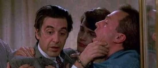 إذا كان لديك عينان ، فلماذا ترى الناس بأذنيك ؟
عامل الناس بما ترى منهم و ليس بما تسمع عنهم