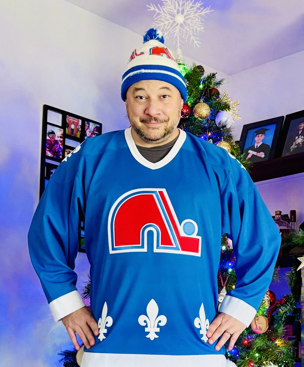 mike_tremblay's tweet image. Ready!!! Go Nords Go! @RycroftMark @RadioMoser @AltitudeTV #GoAvsGo from Québec