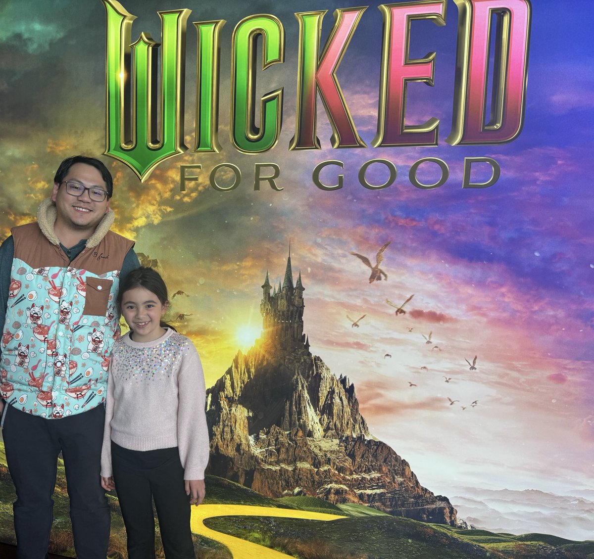Rounding out the movies over Thanksgiving break with Wicked For Good!