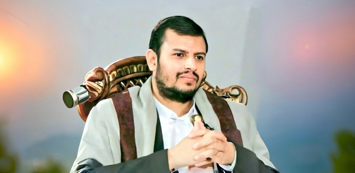 السيد القائد :

من واجبنا أن نستعد بكل أشكال الاستعداد للتصدي لطغيان الأعداء وإجرامهم مع اليقظة التامّة تجاه مؤامراتهم في هذه المرحلة

اهتمام شعبنا المستمر ويقظته وسعيه للاستعداد وبقاء حالة الجهوزية هو من أهم متطلبات الموقف ومن أهم شواهد ومصاديق الحكمة والرشد، والتحلي بالمسؤولية