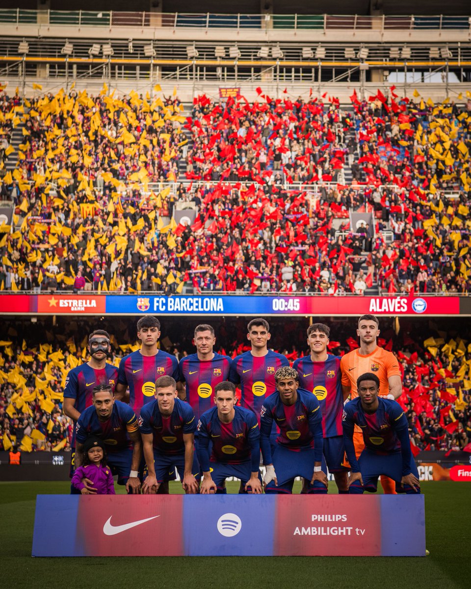 Today, Hansi Flick fielded a lineup with nine Catalan players:

Eric Garcia
Marc Bernal
Gerard Martín
Pau Cubarsí
Joan Garcia
Dani Olmo
Marc Casadó
Lamine Yamal
Alejandro Balde

𝐌𝐄́𝐒 𝐐𝐔𝐄 𝐔𝐍 𝐂𝐋𝐔𝐁 💛❤️