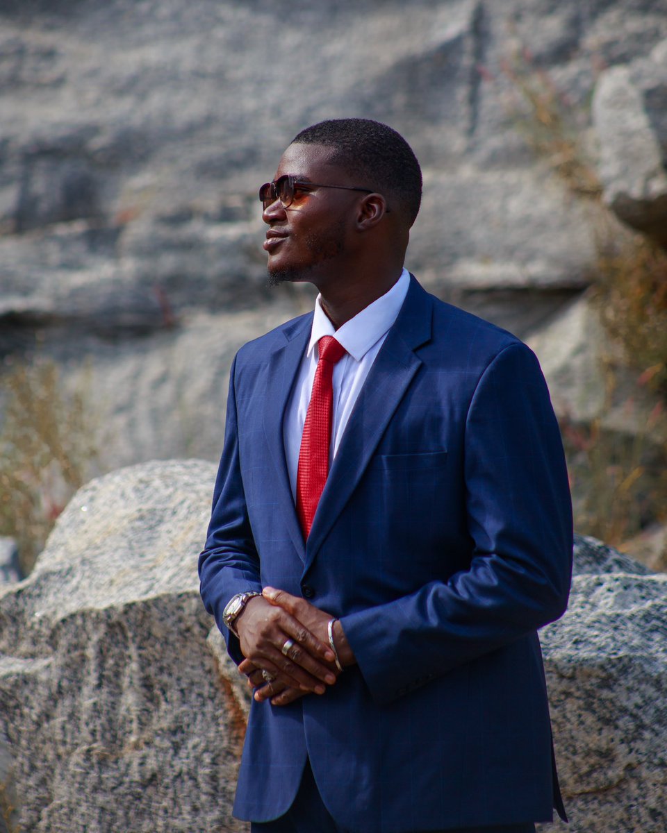 local_man5's tweet image. YOU CALLED ME..