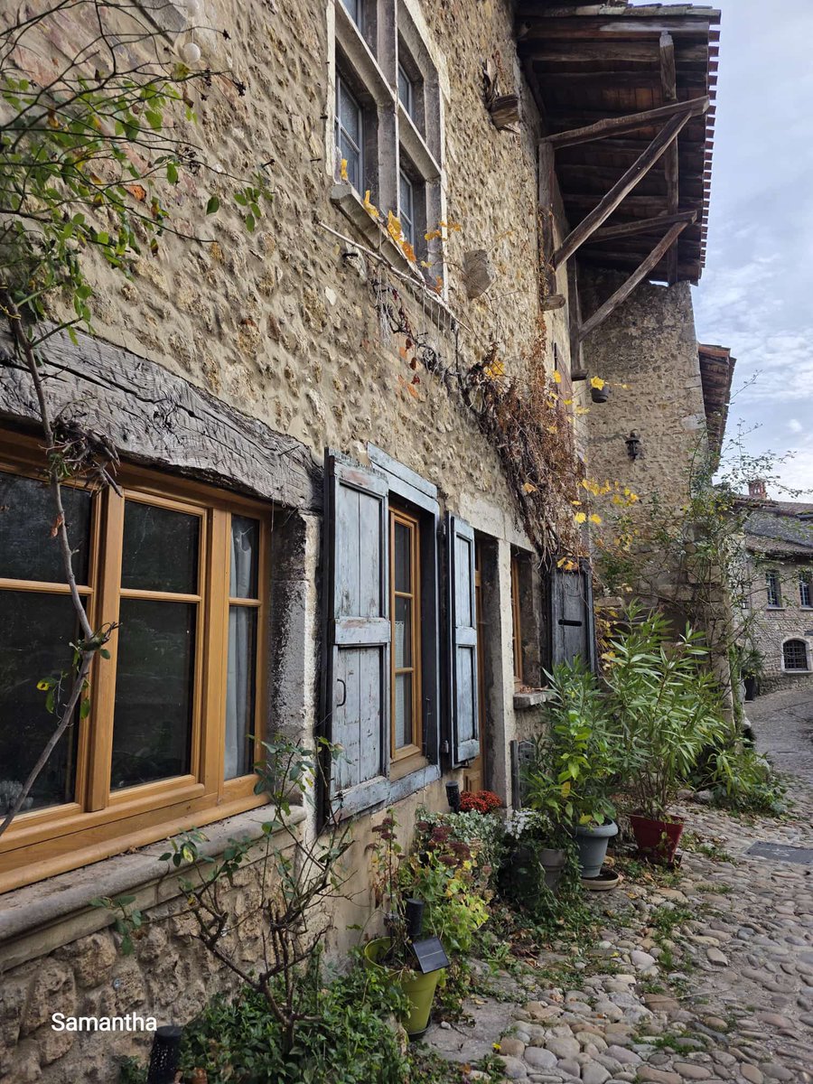 SaM0Lyon69's tweet image. #Bonsoir  #Pérouges #France 🇫🇷
#Rhône #Saône #Lyon
#مساء_الخير  #فرنسا