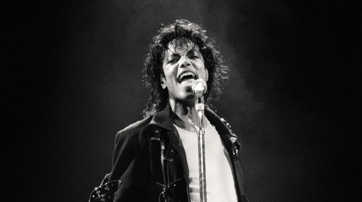 Michael Jackson – Dangerous: Ambisi Pop yang Menentukan Masa Depan Musik Global cultura.id/michael-jackso…