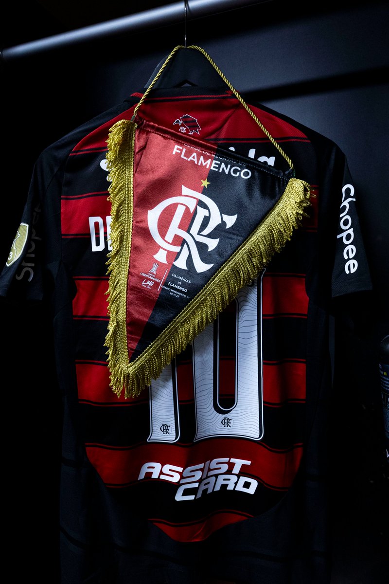 Libertadores's tweet image. ❤️🖤🏆 Todo listo: el vestuario de @flamengo preparado para la Final de la CONMEBOL #Libertadores. 

#GloriaEterna