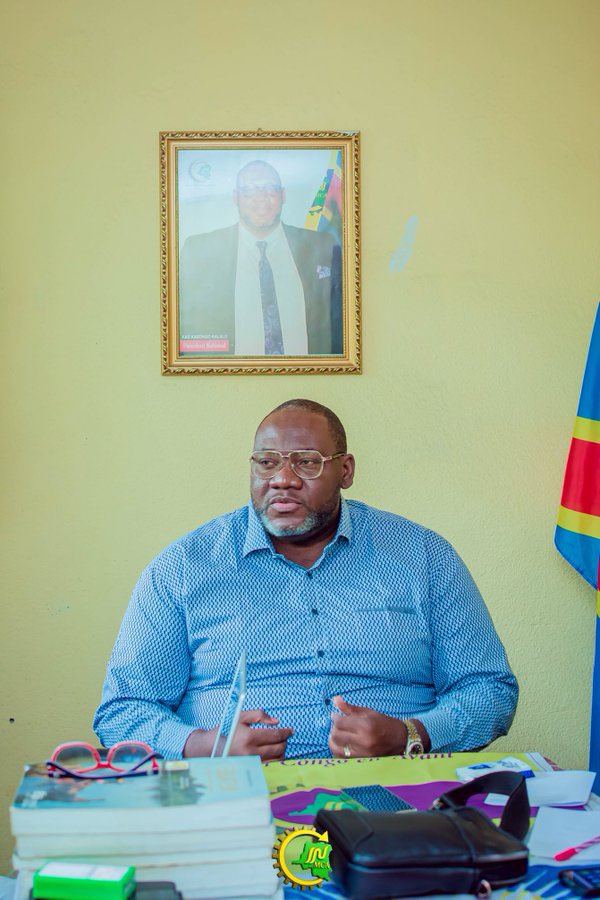 AxelMakumb62093's tweet image. Cette mobilisation témoigne nos 12 valeurs citoyenne et républicaines de l’engagement croissant des citoyens du Haut-Katanga en faveur d’un véritable changement politique et d’une gouvernance centrée sur l’intérêt du peuple. #MCA PR 3k @KasongoKas 
@bakadifuilaChri 
@Itouasaddam1