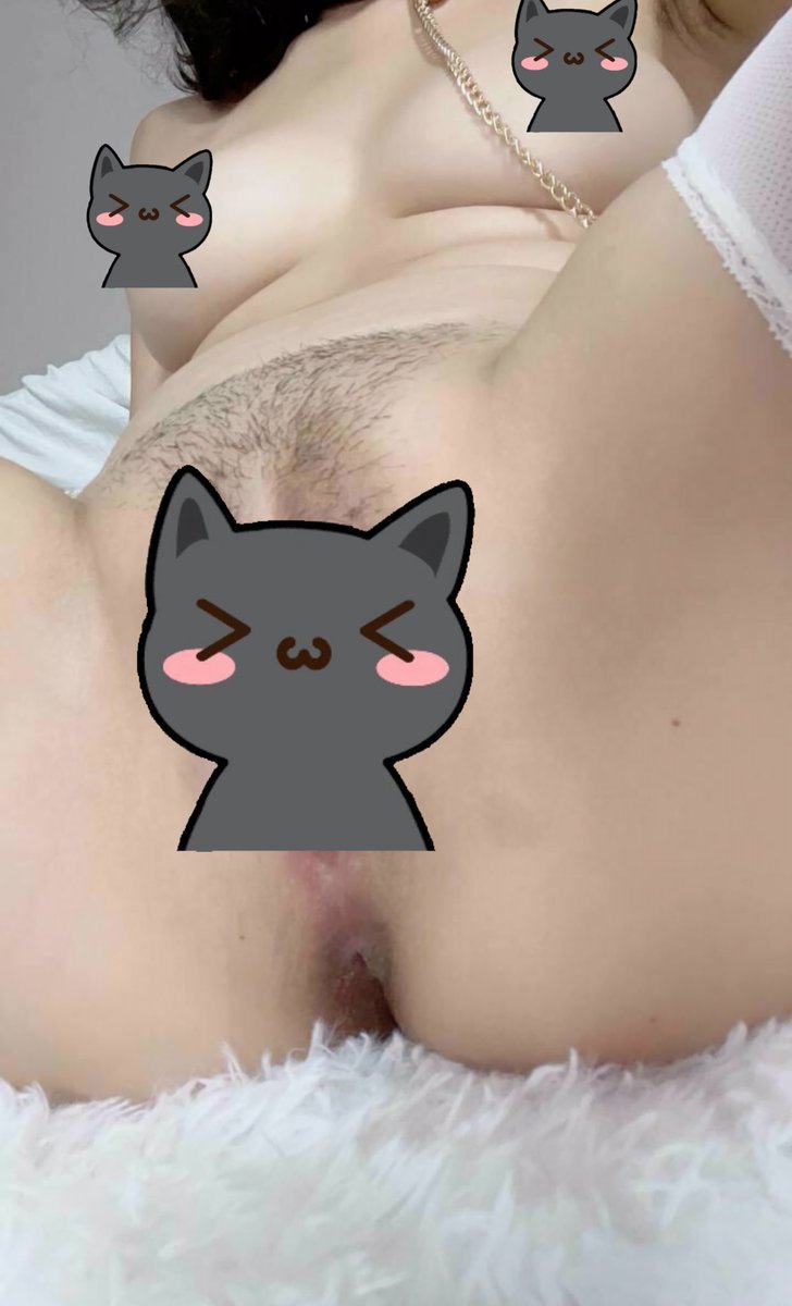 kitdorable's tweet photo. Bet you're dyingggg to see my pretty pussy 
❤︎︎  and  ↻ if you wanna see uncensored #nsfwtwt #asian #slut https://t.co/xbY7Ui9x7b