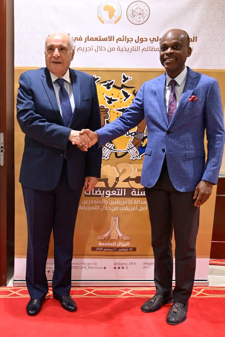 Algeria_MFA's tweet image. عشية احتضان🇩🇿لأشغال المؤتمر الدولي حول &quot;جرائم الاستعمار في إفريقيا&quot;، يوم 30 نوفمبر، والدورة الثانية عشر &quot;لمسار وهران&quot; حول السلم والأمن في إفريقيا، يوم 01  ديسمبر 2025، استقبل وزير الدولة، وزير الشؤون الخارجية، @Algeria_MFA ، السيد @AhmedAttaf_Dz ، نظيره التوغولي السيد
@rdussey