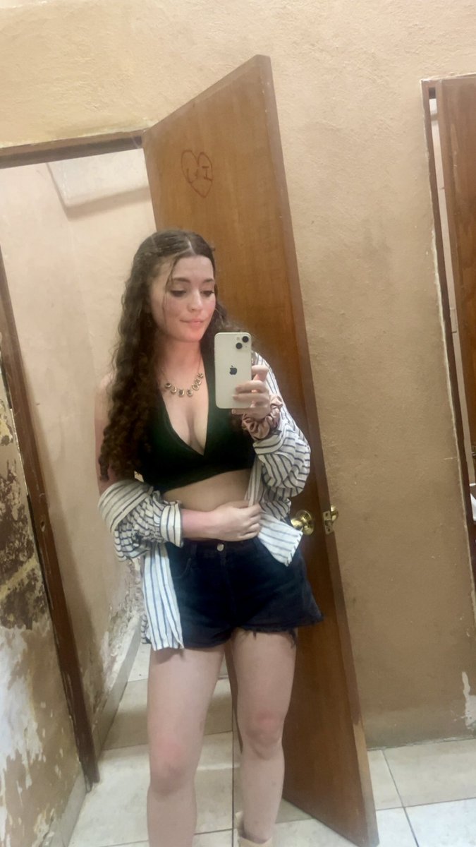 Just did 2 weeks in Oaxaca and Puerto Escondido with my sister and can confirm: travel is great for growth and even better for the ego when everyone you meet (~22-35) assumes you’re 18 or 19 and you’re actually 27 😂