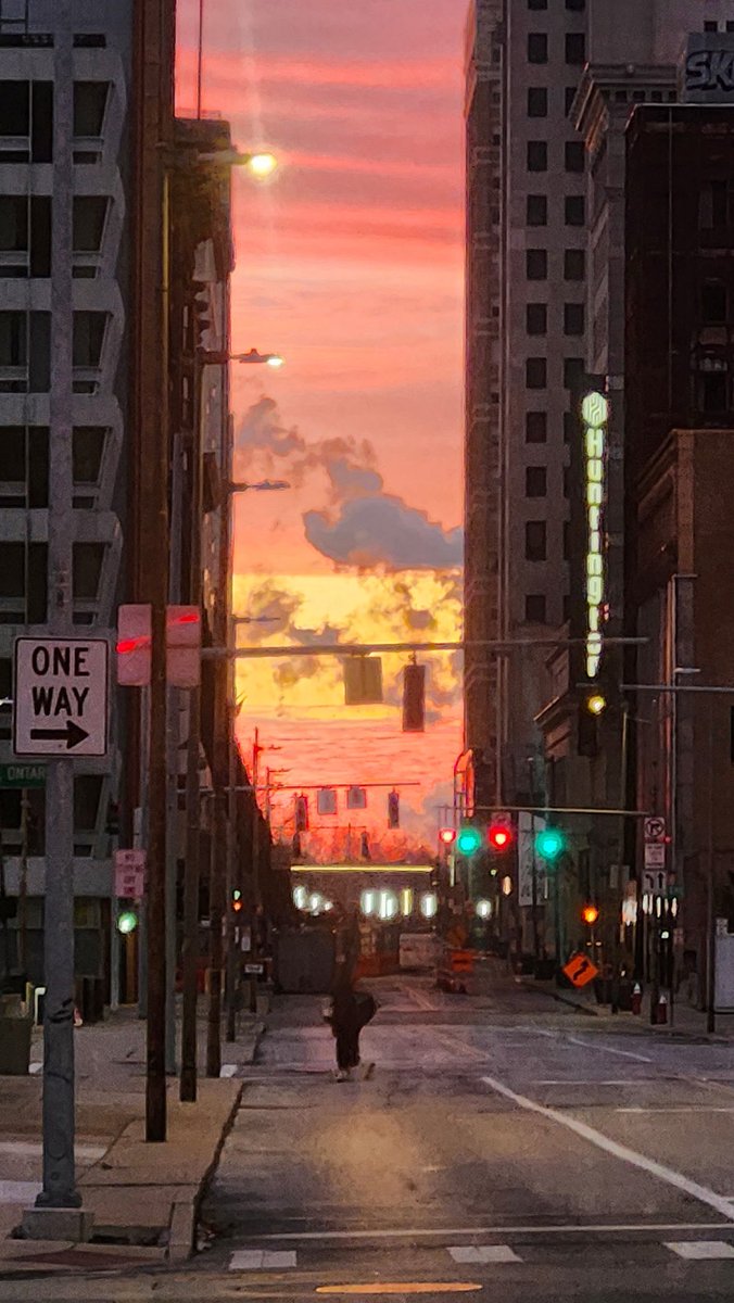 🎃🪩☕️MamaFrimp☕️🪩🎃 tweet media