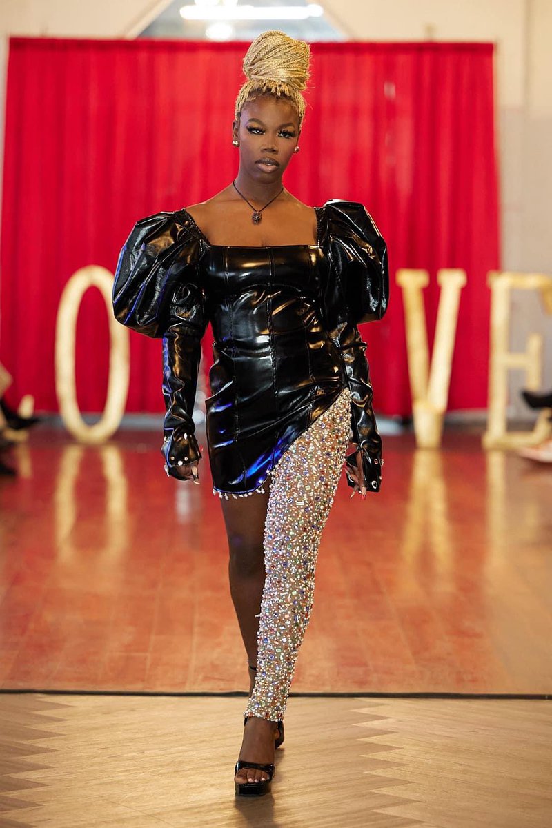 Muavethemuse's tweet image. IM THAT GIRL ✨🤏🏾