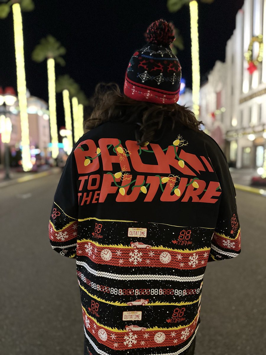 Rob_Volpe's tweet image. I&apos;m beyond thrilled to add this to my collection! The fusion of Christmas spirit and Universal Studios&apos; awesomeness is pure magic. Marty McFly would be stoked to be here on a holiday ride! #backtothefuture #universalorlando #80schristmas #christmasspirit