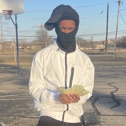 DailyNoud's tweet image. Pitchfork rates Yuno Miles’ new album ‘ALBUM’ a 10/10 👏🔥