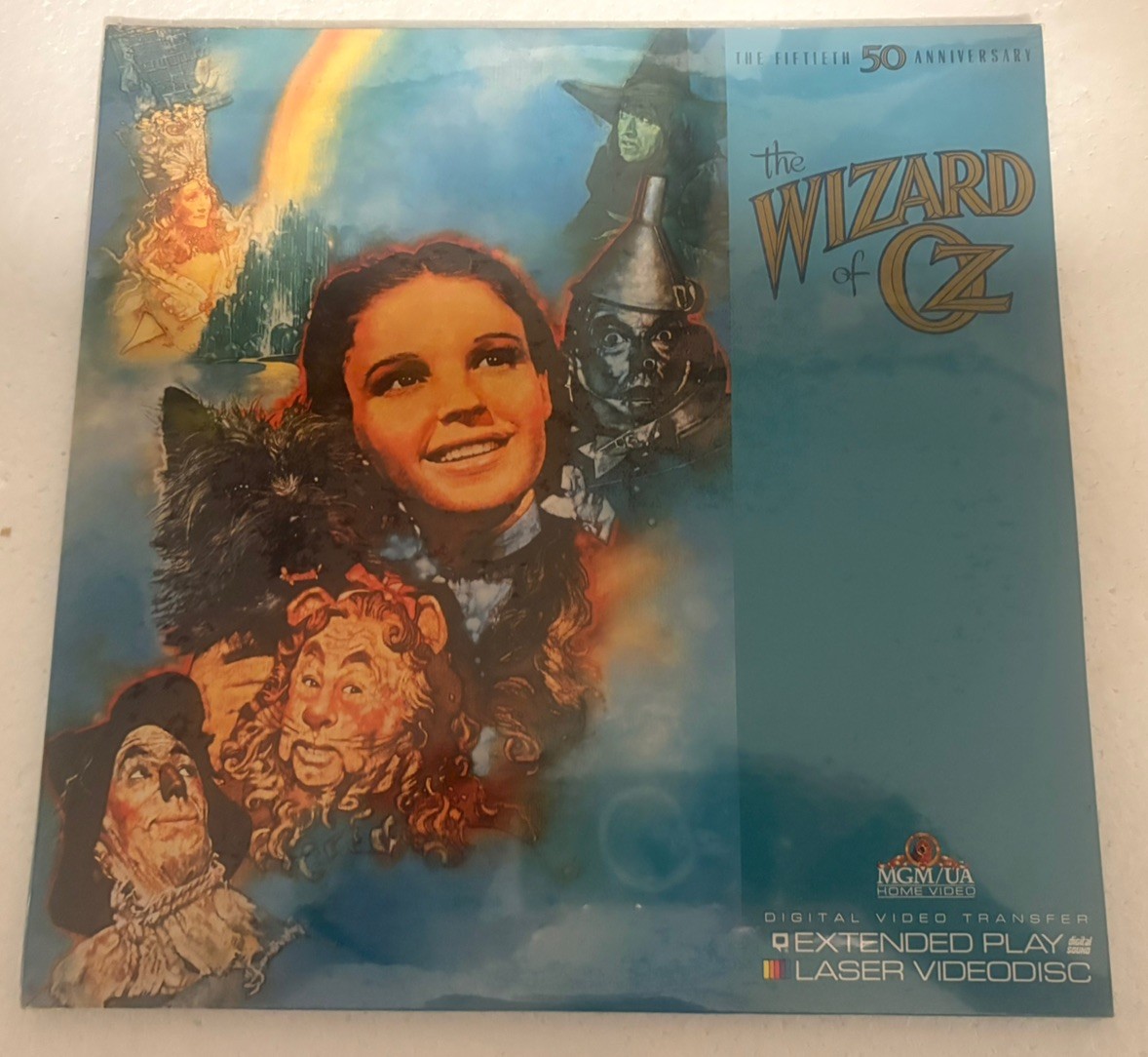 LaserDiscLover's tweet image. The Wizard of Oz (Laserdisc, 50th Anniversary Edition)  1989 BRAND NEW &amp;amp; SEALED

Ends Mon 1st Dec @ 2:49am

ebay.co.uk/itm/2270928638…

#ad #laserdisc #mca #laserdisccollector