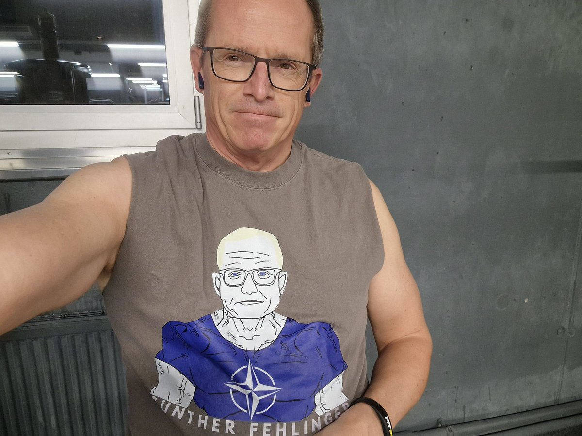 GunterFehlinger's tweet image. Enlarge NATO and not your belly