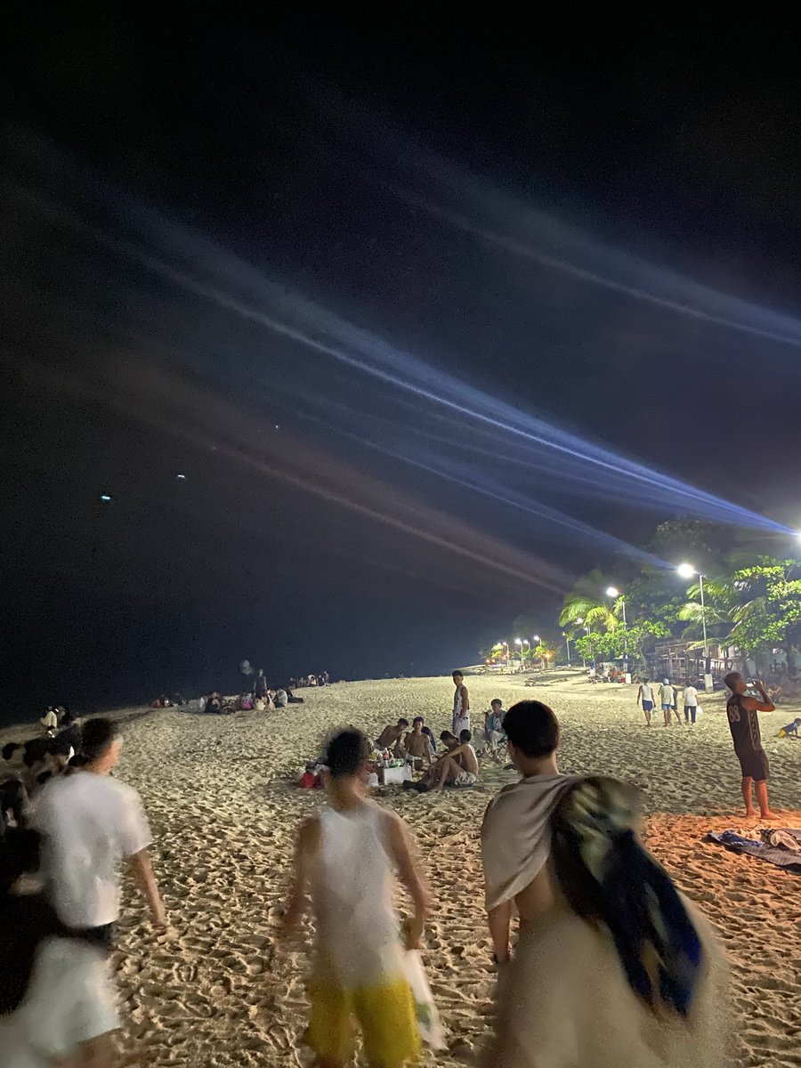 chaannixxx's tweet image. we deserve this ✨