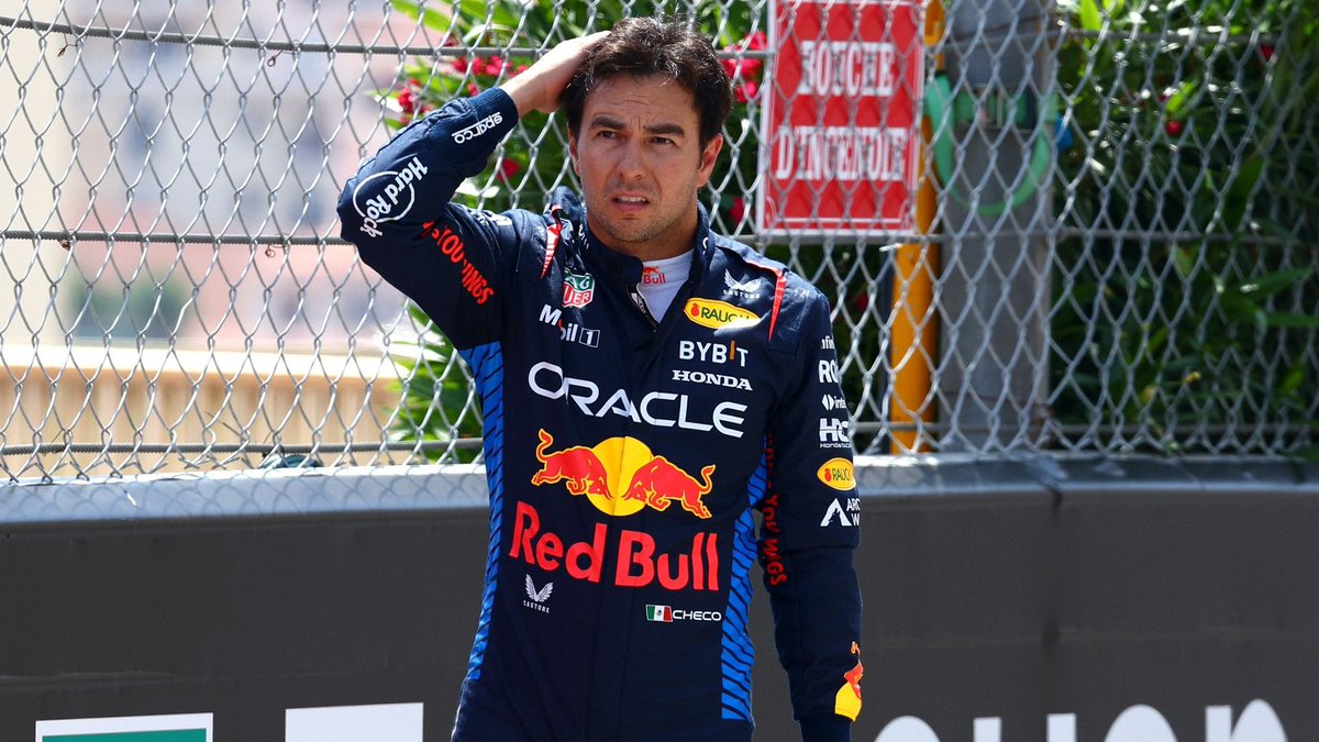 AlanMUrib's tweet photo. Quién sufrió más?

Fans de Checo 2024 ////// Fans de Hamilton 2025 https://t.co/PZqY1c02SI