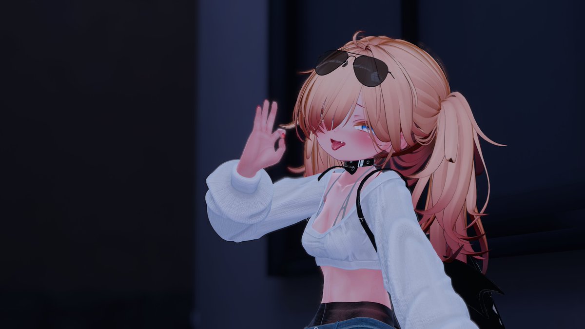 GitariVRC's tweet image. 路地裏で